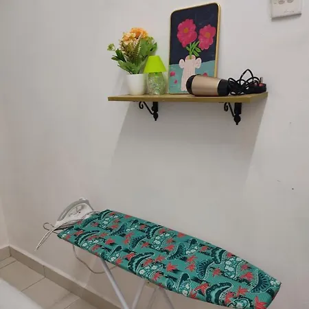 Bunga Homestay Klia Sepang Exterior photo
