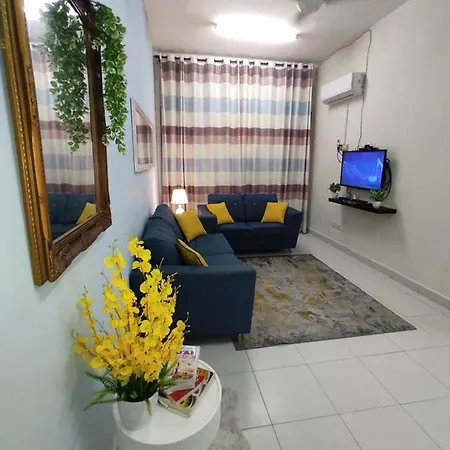 Bunga Homestay Klia Sepang Exterior photo