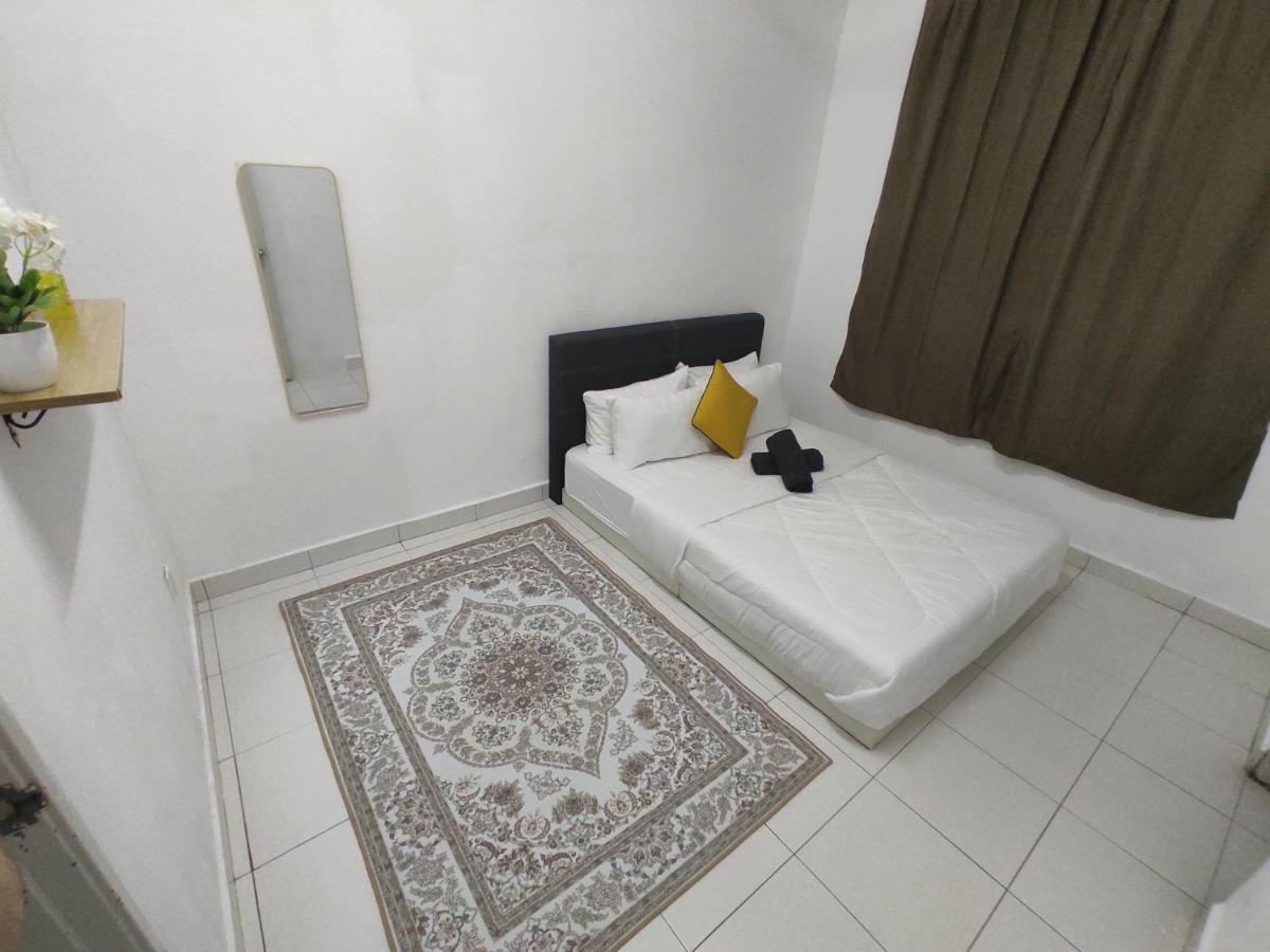Bunga Klia Apartment